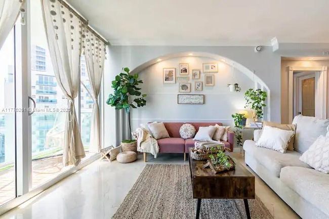 APT-14L - 3901 S Ocean Dr, Condo with 1 bedrooms, 2 bathrooms and null parking in Hollywood FL | Image 6