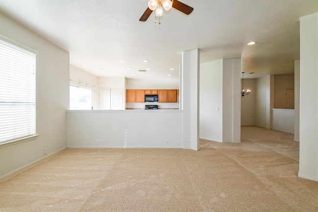 3043 Feather Green Trl, House other with 3 bedrooms, 3 bathrooms and 2 parking in Fresno TX | Image 11
