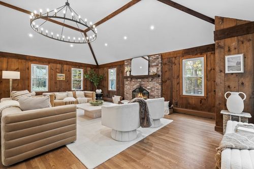 143 Peakham Rd, Sudbury, MA, 01776-2915 | Card Image