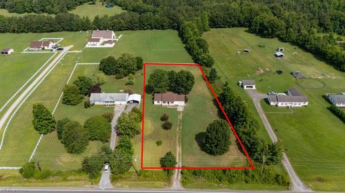 30153 Camp Pkwy, Courtland, VA, 23837-2052 | Card Image