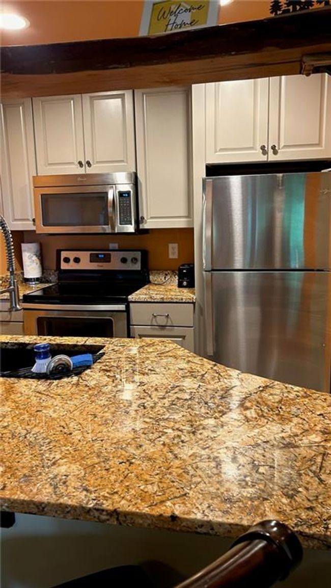 870 Morton Dr, House other with 2 bedrooms, 2 bathrooms and 3 parking in Ellijay GA | Image 15