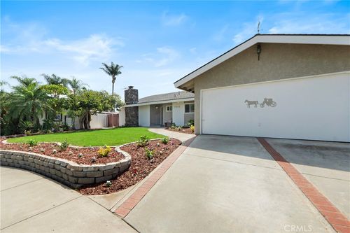 1612 W Brookdale Pl, Fullerton, CA, 92833-2319 | Card Image