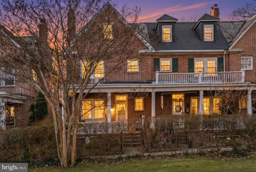 7 York Ct, BALTIMORE, MD, 21218-1209 | Card Image