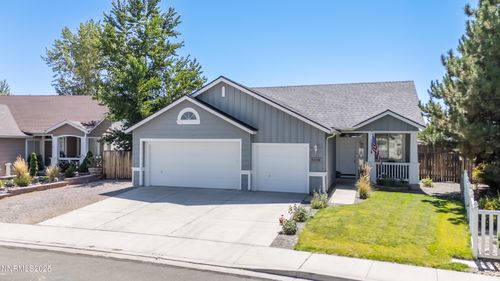 9561 Crystalline Dr, Reno, NV, 89506-7596 | Card Image