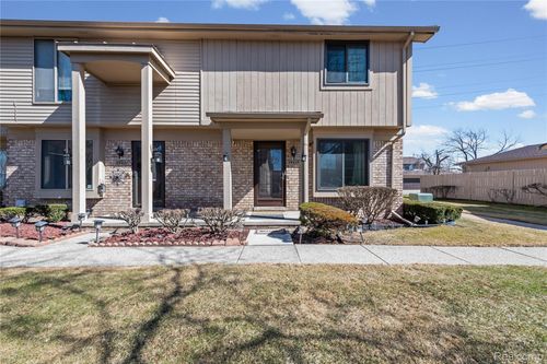 29417 Scarborough Dr, Warren, MI, 48088-5116 | Card Image