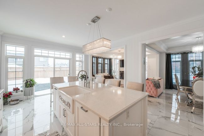 44 Bromont Dr, House other with 4 bedrooms, 4 bathrooms and 4 parking in Millbrook ON | Image 8