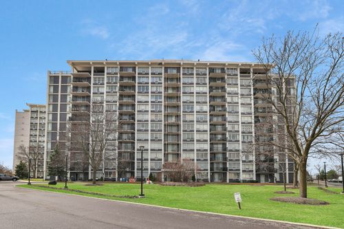 apt-12b-8801 W Golf Rd, Niles, IL, 60714-5701 | Card Image