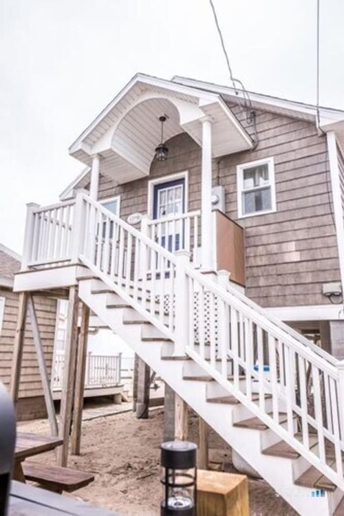 127 Shore Road, Clinton, CT, 06413 | Card Image