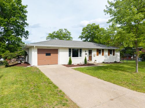 1804 Parklawn Dr, COLUMBIA, MO, 65202 | Card Image