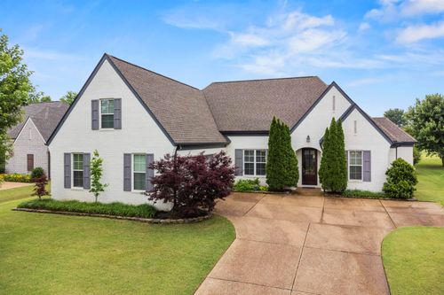 210 Links View Dr, Oakland, TN, 38060-5363 | Card Image