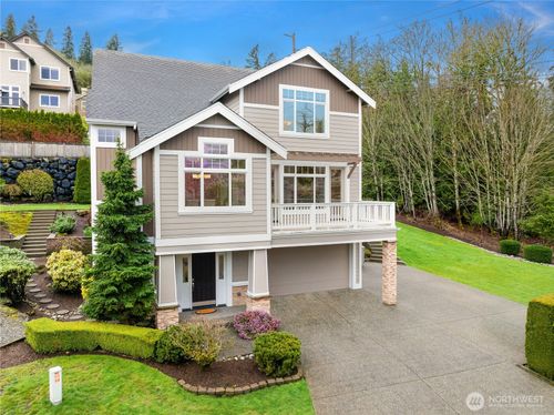 917 Bear Ridge Court Nw, Issaquah, WA, 98027 | Card Image