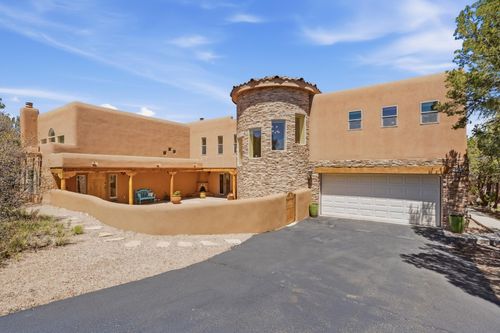 26 Canyon Ridge Dr, Sandia Park, NM, 87047-8506 | Card Image