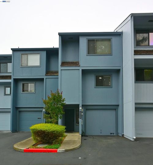 17994 Azalea Rd., Hayward, CA, 94541-4609 | Card Image