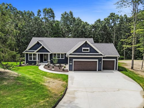 6583 W Hidden Lake Cir, Richland, MI, 49083-7700 | Card Image