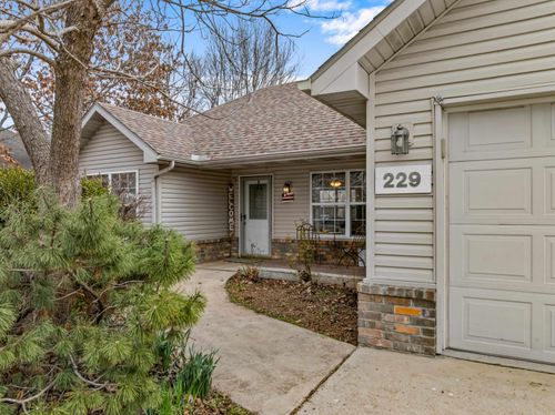 229 S Johnson St, Gassville, AR, 72635-8653 | Card Image