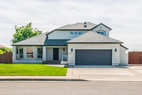 366 River Park Dr, Redding, CA, 96003-5336 | Card Image