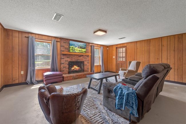 106 Emma Dr, House other with 4 bedrooms, 3 bathrooms and null parking in Honea Path SC | Image 28