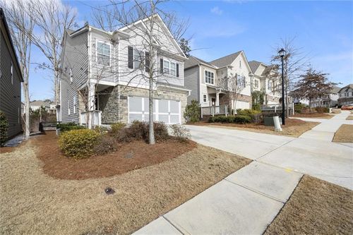 6379 Crosscreek Ln, Flowery Branch, GA, 30542-5298 | Card Image