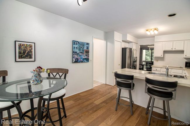 Kitchen | Image 12