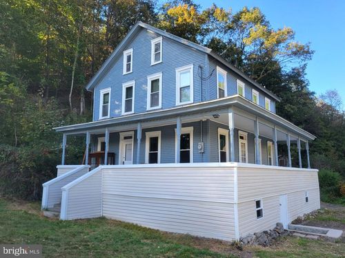 6888 State Route 225, ELIZABETHVILLE, PA, 17023-9338 | Card Image