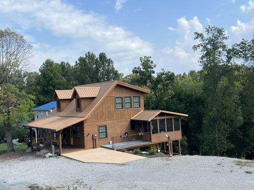 225 Bill Hunter Rd, Celina, TN, 38551-6592 | Card Image