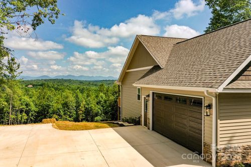 160 N Ridge Dr, Rutherfordton, NC, 28139-2322 | Card Image