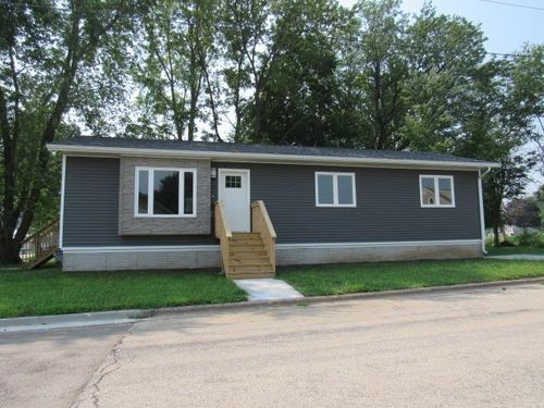 303 W 6th St, Monticello, IA, 52310-1464 | Card Image