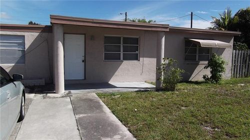 3136 N Seacrest Blvd, Boynton Beach, FL, 33435-1530 | Card Image