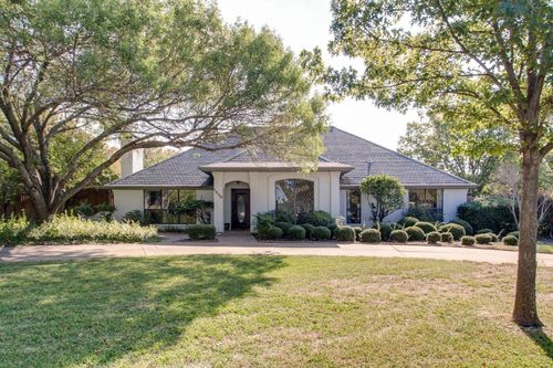 1335 Glen Cv, Southlake, TX, 76092-5848 | Card Image