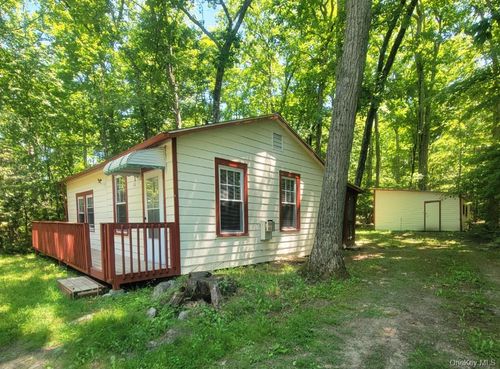24 Graham Avenue, Mount Hope, NY, 12729 | Card Image