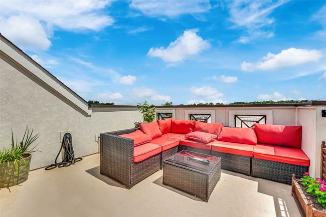 1014 Manacor Ln, House other with 3 bedrooms, 4 bathrooms and null parking in Dallas TX | Image 32