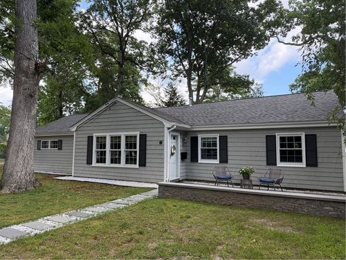 15 Zephyr Ln, Barrington, RI, 02806-1236 | Card Image
