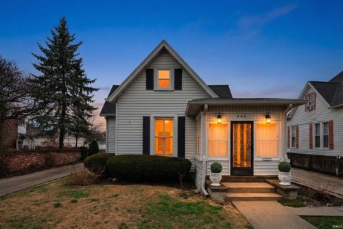 804 E Sycamore St, Kokomo, IN, 46901-4874 | Card Image