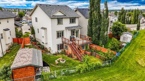 18 Cimarron Grove Bay, Okotoks, AB, T1S2H3 | Card Image