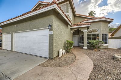 259 Sandrock Pointe Lane, House other with 5 bedrooms, 1 bathrooms and null parking in Henderson NV | Image 3