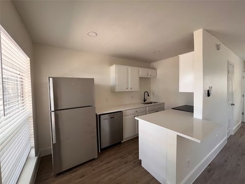 apt-106-4712 Depew Ave, Austin, TX, 78751-3335 | Card Image