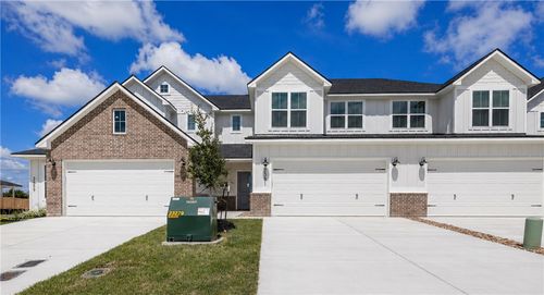 2561 Leyla Ln, College Station, TX, 77845-7345 | Card Image