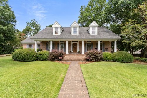 203 Evergreen St, Prattville, AL, 36067-3823 | Card Image
