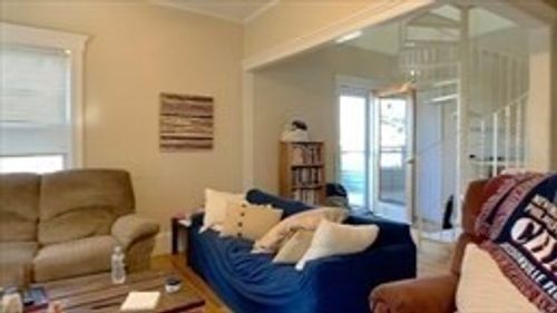 2-22 Westbourne Rd, Newton, MA, 02459-1616 | Card Image