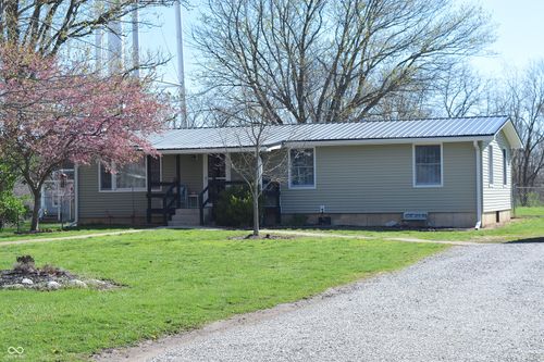 222 N Front St, Thorntown, IN, 46071-1012 | Card Image