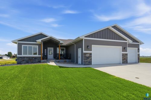 612 Iver Ave Avenue, Baltic, SD, 57003 | Card Image