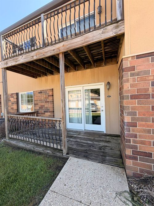 3 27th St, Spirit Lake, IA, 51360-1875 | Card Image