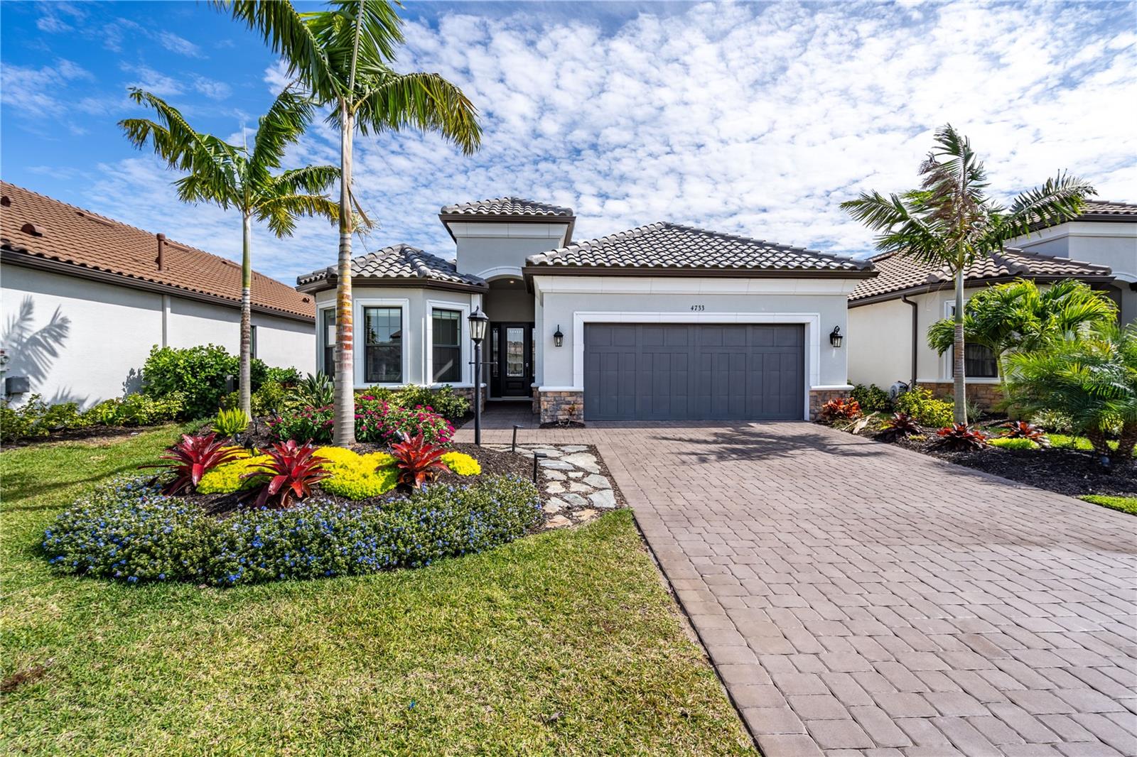 Sarca Ct, Bradenton, FL 34211