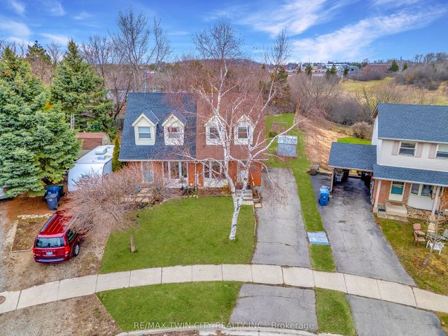 44 Cole Rd, House attached with 3 bedrooms, 2 bathrooms and 3 parking in Guelph ON | Image 42