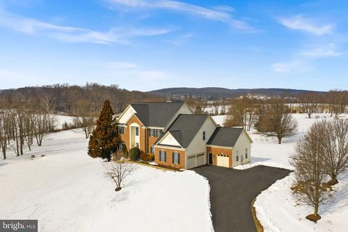 42037 Heaters Island Ct, LEESBURG, VA, 20176-7615 | Card Image