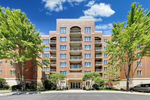 201-390 Western Ave, Des Plaines, IL, 60016-3477 | Card Image