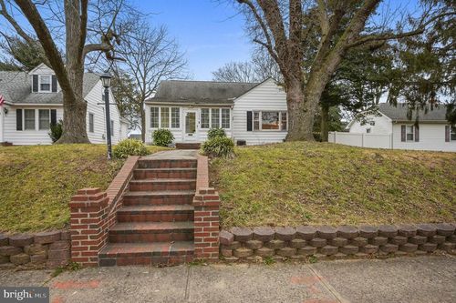 1023 S State St, DOVER, DE, 19901-4111 | Card Image