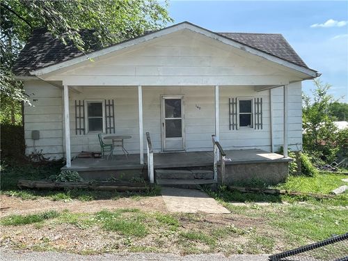140 E Newton, Other Mo, MO, 64844 | Card Image