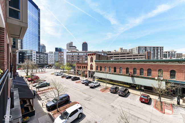 UNIT-303 - 333 Massachusetts Ave, Condo with 3 bedrooms, 2 bathrooms and null parking in Indianapolis IN | Image 45