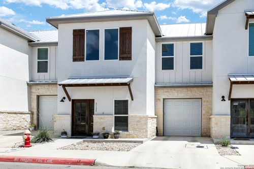 2122 Paniolo Dr, Boerne, TX, 78006-2754 | Card Image